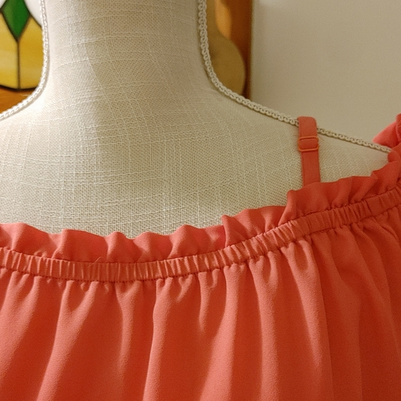 INC International Concepts Cold Shoulder Top - Picture 4 of 6